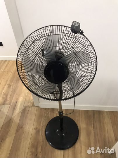 Вентилятор напольный Balli BFF 890r