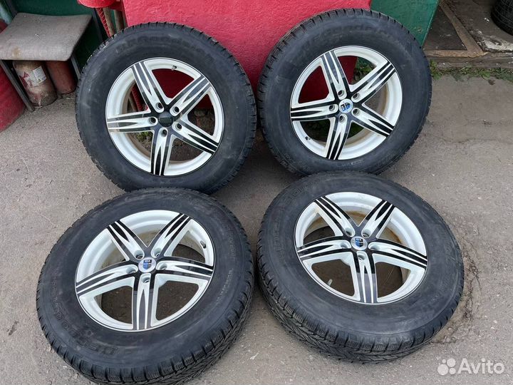 R17 Bfgoodrich Winter Slalom 235/65, PCD 5x114.3 DIA 67.1
