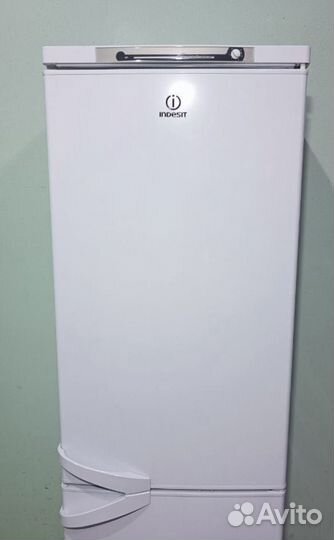 Холодильник Indesit SB 185 б/у