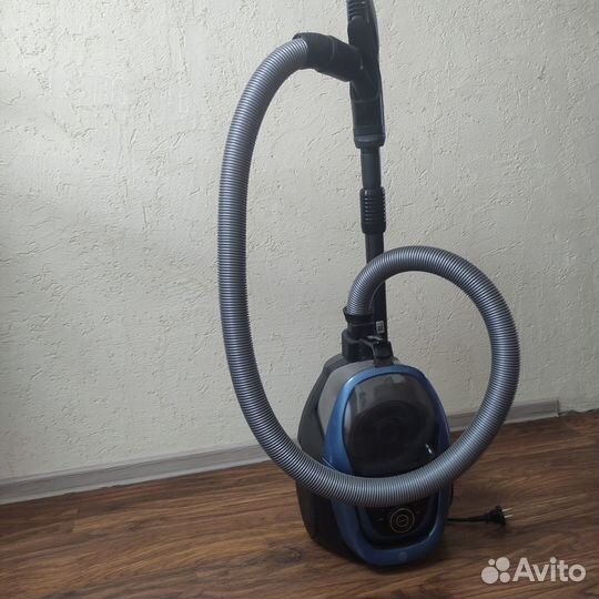 Пылесос samsung 1800w