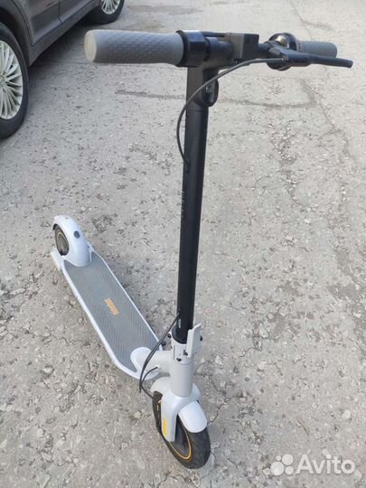 Электрический самокат ninebot max g30lp