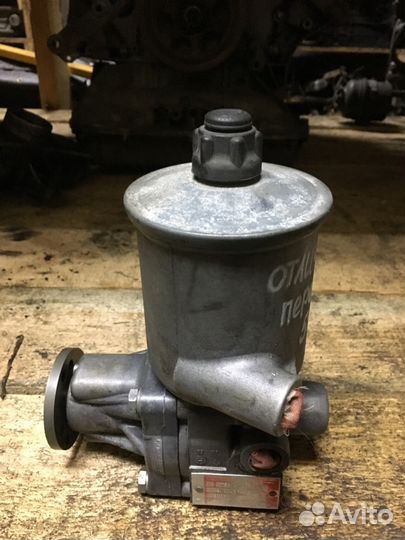 Гидроусилитель рулевого управления Mercedes