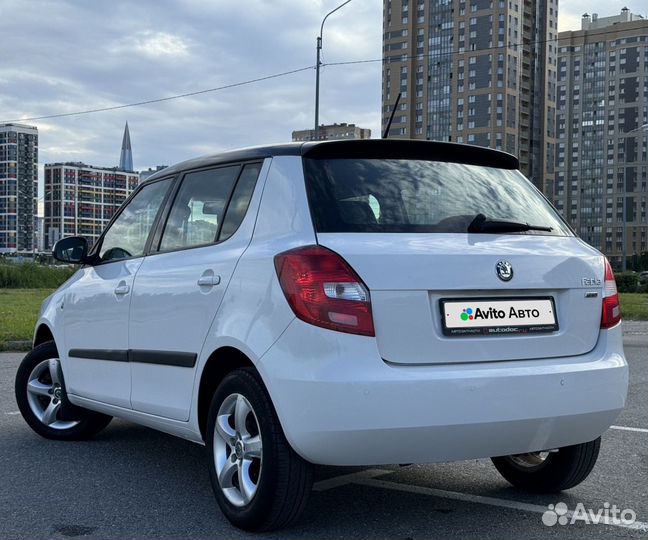 Skoda Fabia 1.6 AT, 2012, 139 240 км