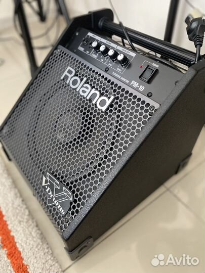 Комбоусилитель для барабанов roland PM-10