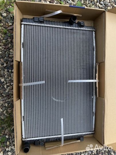 Радиатор охлаждения на Skoda octavia a7 1.8