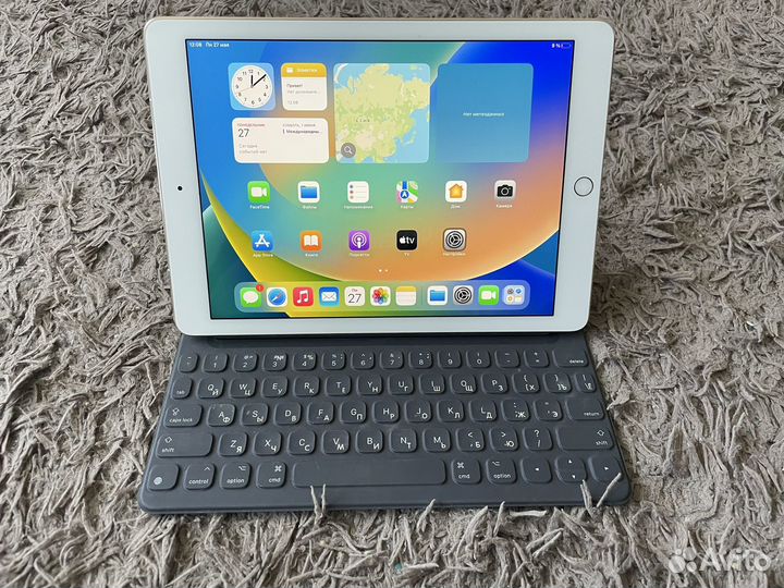 iPad Pro 9.7 32gb Gold + Клавиатура