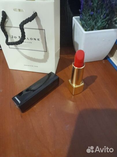 Chanel помада