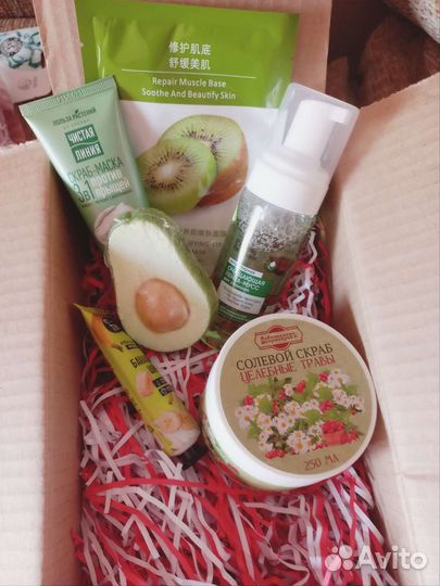 Подарочный бокс для девушки