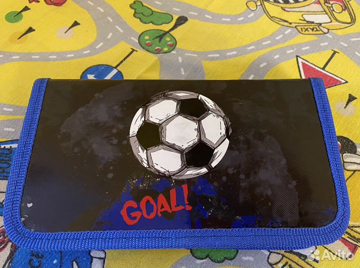 Пенал школный новый и набор для труда(технологии)