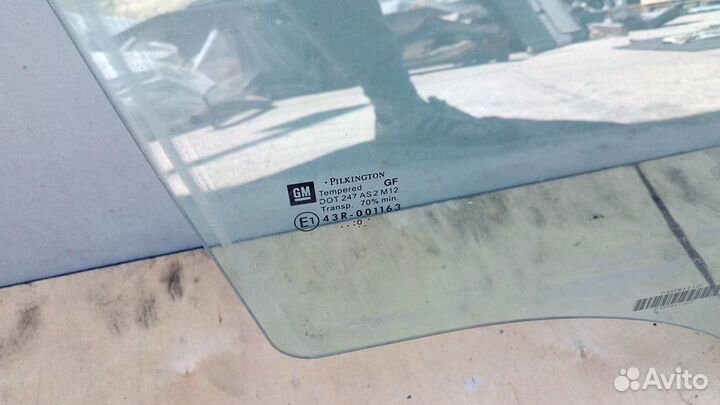 Стекло задней правой двери на Опель Астра Н Седан