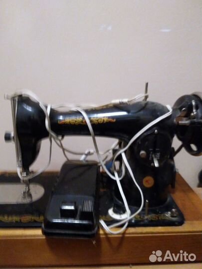 Швейная машинка зингер бу