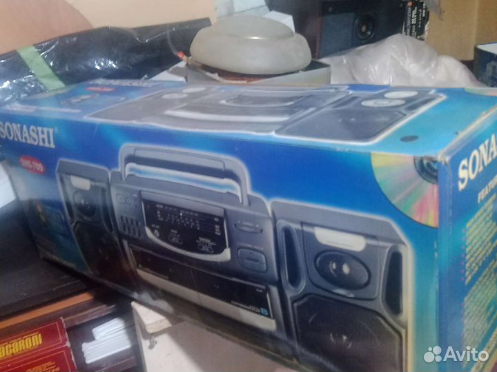 Кассетный магнитофон