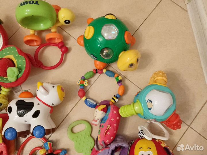 Детские игрушки от 3 месяцев до 3 лет