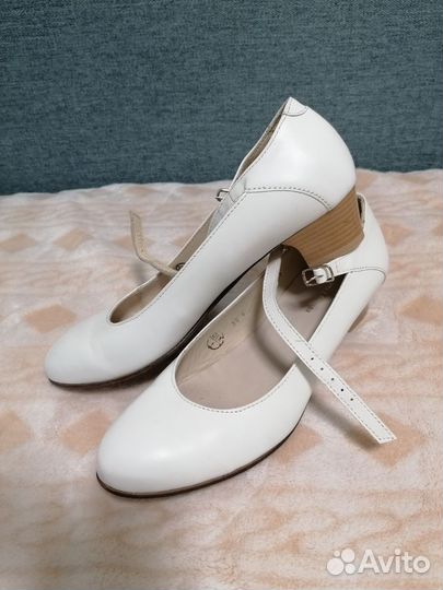 Туфли новые натуральная кожа 39 размер