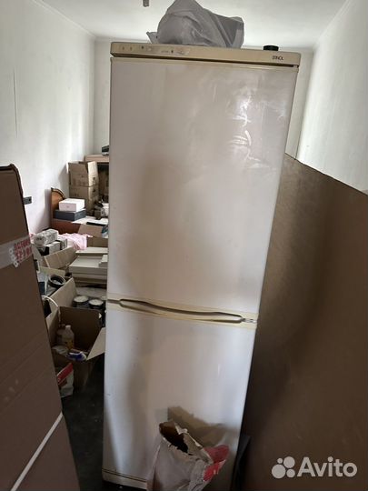 Холодильник Stinol No frost