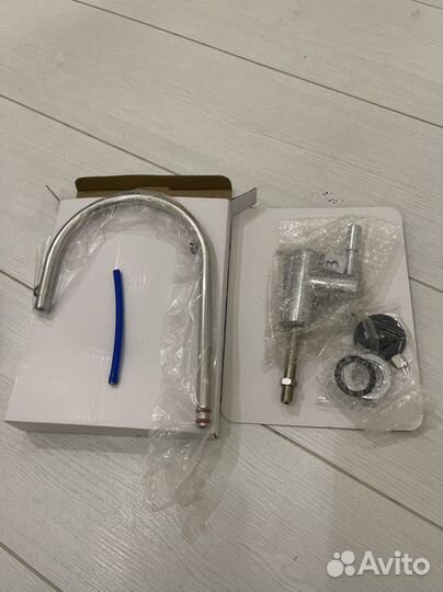 Плита электрическая, кран новый, кувшин