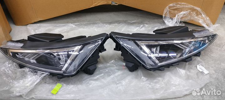Фара правая,фара левая на Hyundai Elantra 2018-23