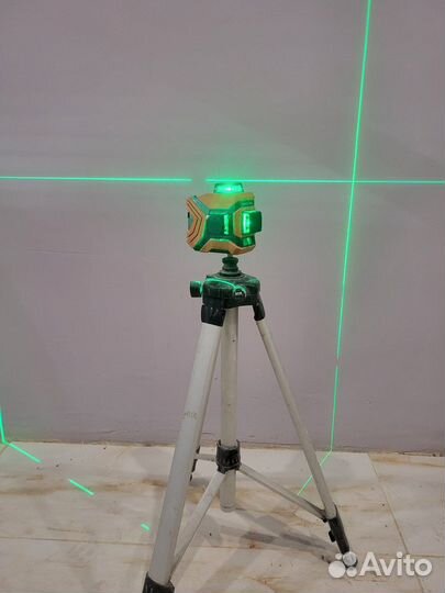 Аренда лазерного уровня. Невелир
