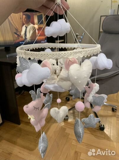 Детский мобиль на кроватку