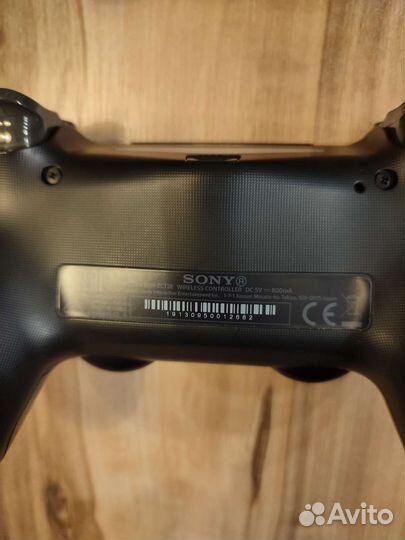 Продам sony playstation 4 pro