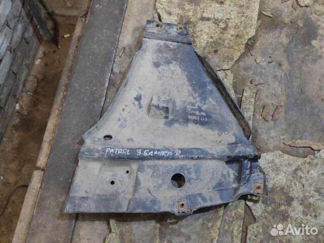 Кронштейн заднего бампера Nissan Patrol Y62