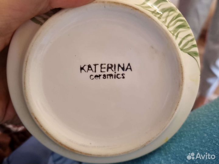 Заварочный чайник и сахарница