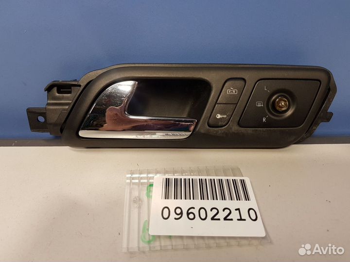 Ручка двери внутренняя передняя левая Volkswagen P