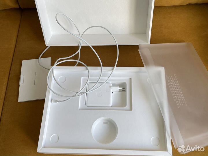 MacBook Pro 13 2020 M1 16gb 512gb Silver