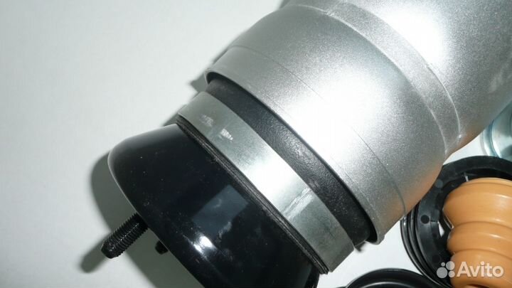 Пневмобаллон Лэнд Ровер Дискавери 3, RNB501250