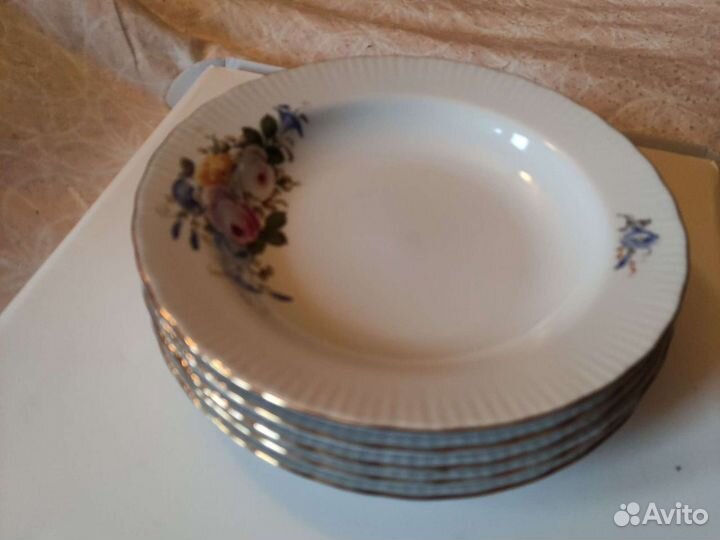 Предметы посуды. Менажница