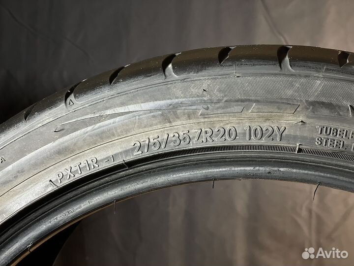 Toyo Proxes T1-R 275/35 R20 102Y