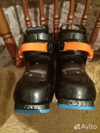 Горнолыжные ботинки детские