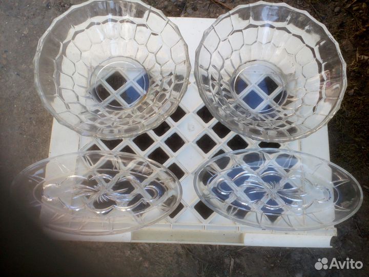 Продаются стаканы, вазы