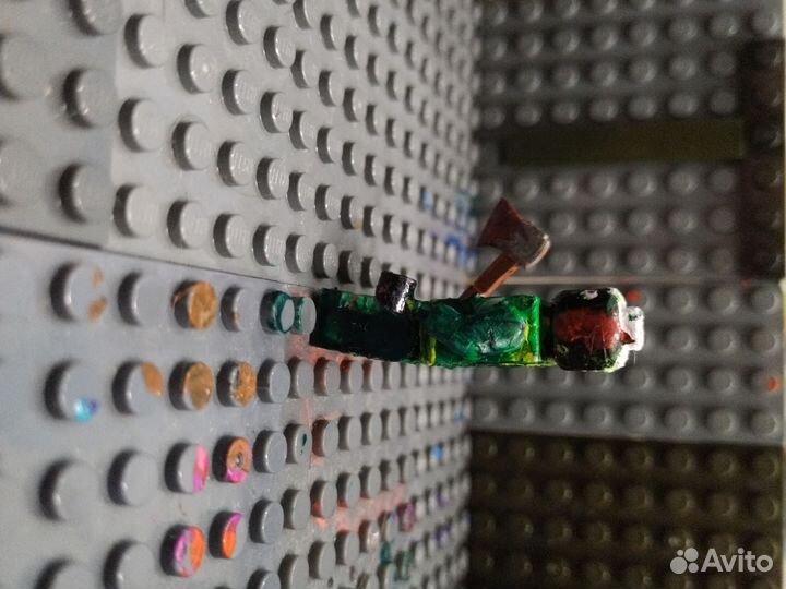 Лего человечек самообресованый