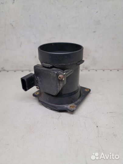 Расходомер воздуха 078133471E VW Passat B5 2.8 AMX