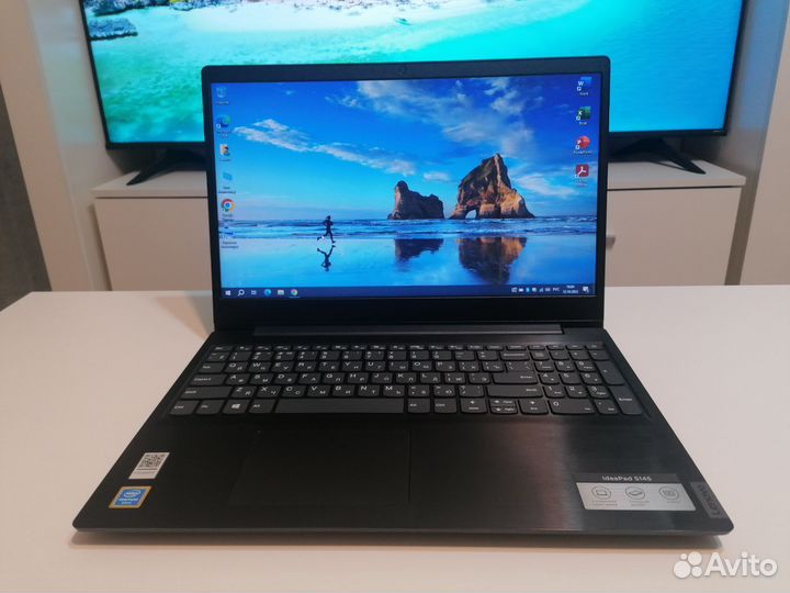 Мощный ноутбук Lenovo для работы учебы Автокад