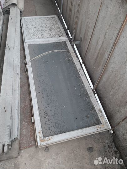 Двери, рамы Б/у, на дрова, на дачу. Торг