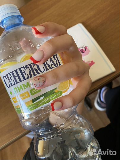 Наращивание ногтей