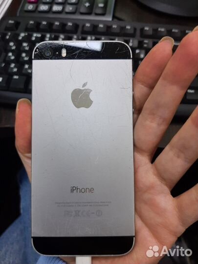 iPhone 5S, 16 ГБ