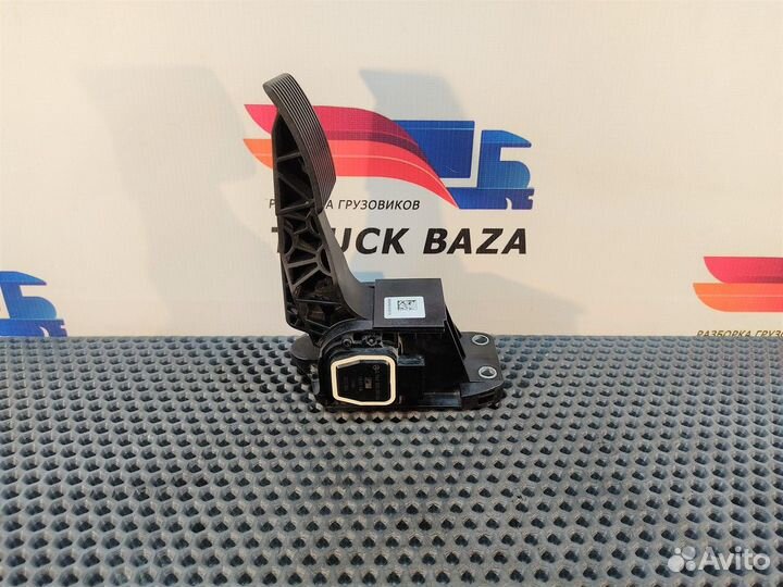 9603000004 Педаль газа