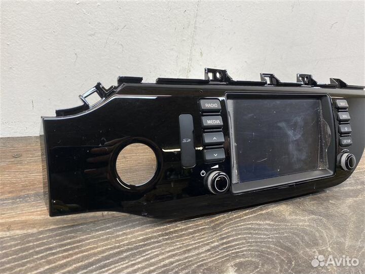 Оригинальная магнитола Kia Rio 4 2017-2020