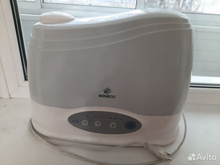 Увлажнитель Boneco 7136