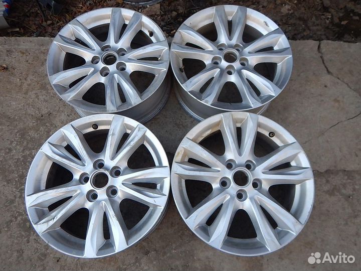 Комплект дисков литых R16 5*105 j6,5 ET39 DIA56,6