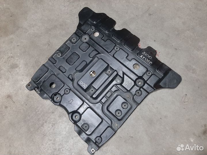 Защита двигателя пластик Land Cruiser 200/Lexus450