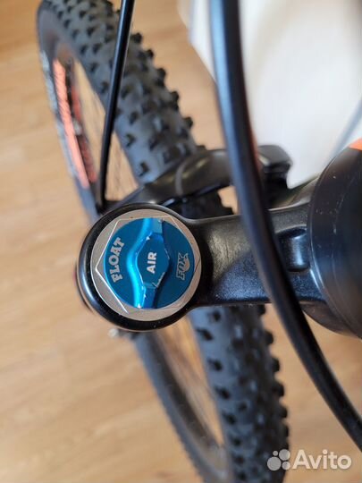 Горный велосипед Scott Scale 740 (2016)