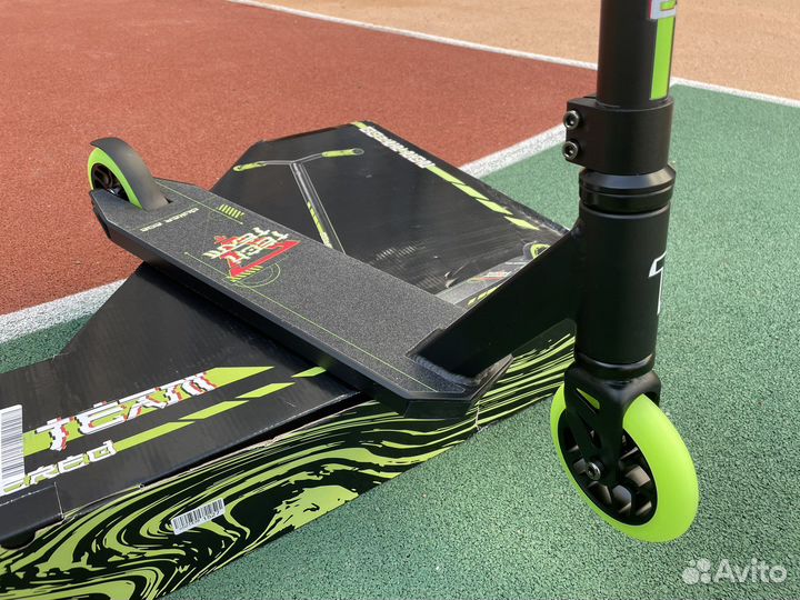 Самокат, Tech Team Duker 202