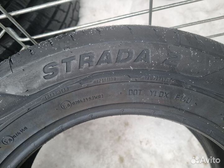 Viatti Strada 2 (V-134) 185/65 R15 92V