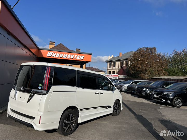 Toyota Esquire 2.0 CVT, 2018, 93 000 км