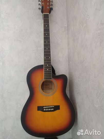 Акустическая гитара caravan