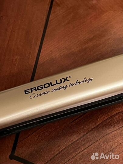 Выпрямитель для волос Ergolux, новый